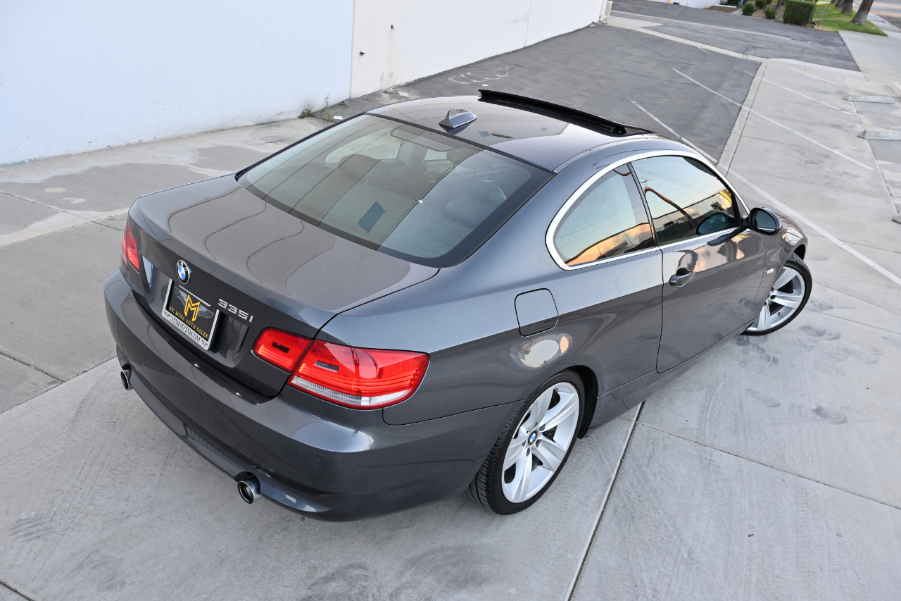 BMW 3 Series 335i Coupe 2008