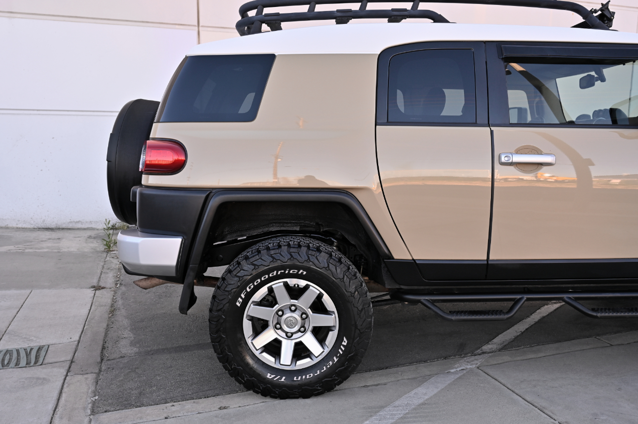 Toyota FJ Cruiser 4WD 2014