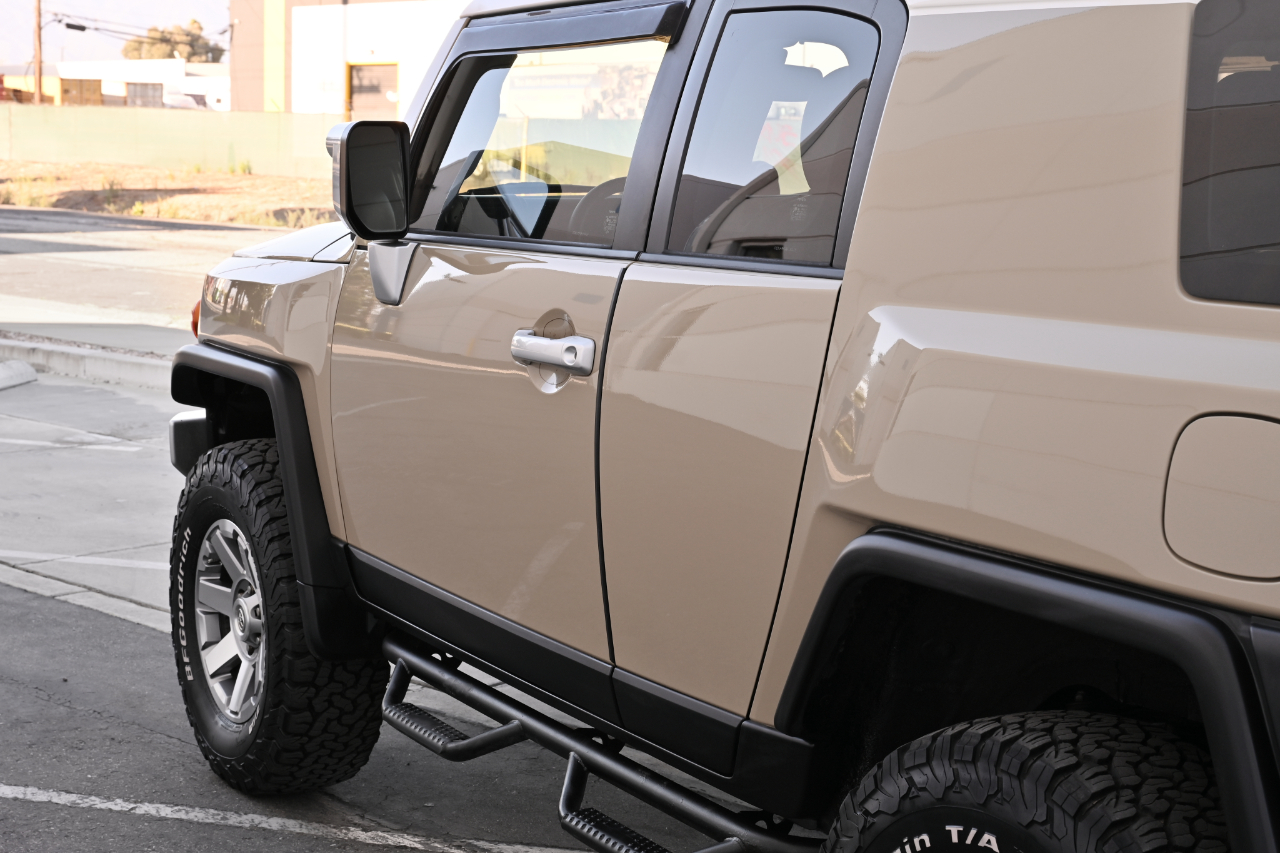 Toyota FJ Cruiser 4WD 2014