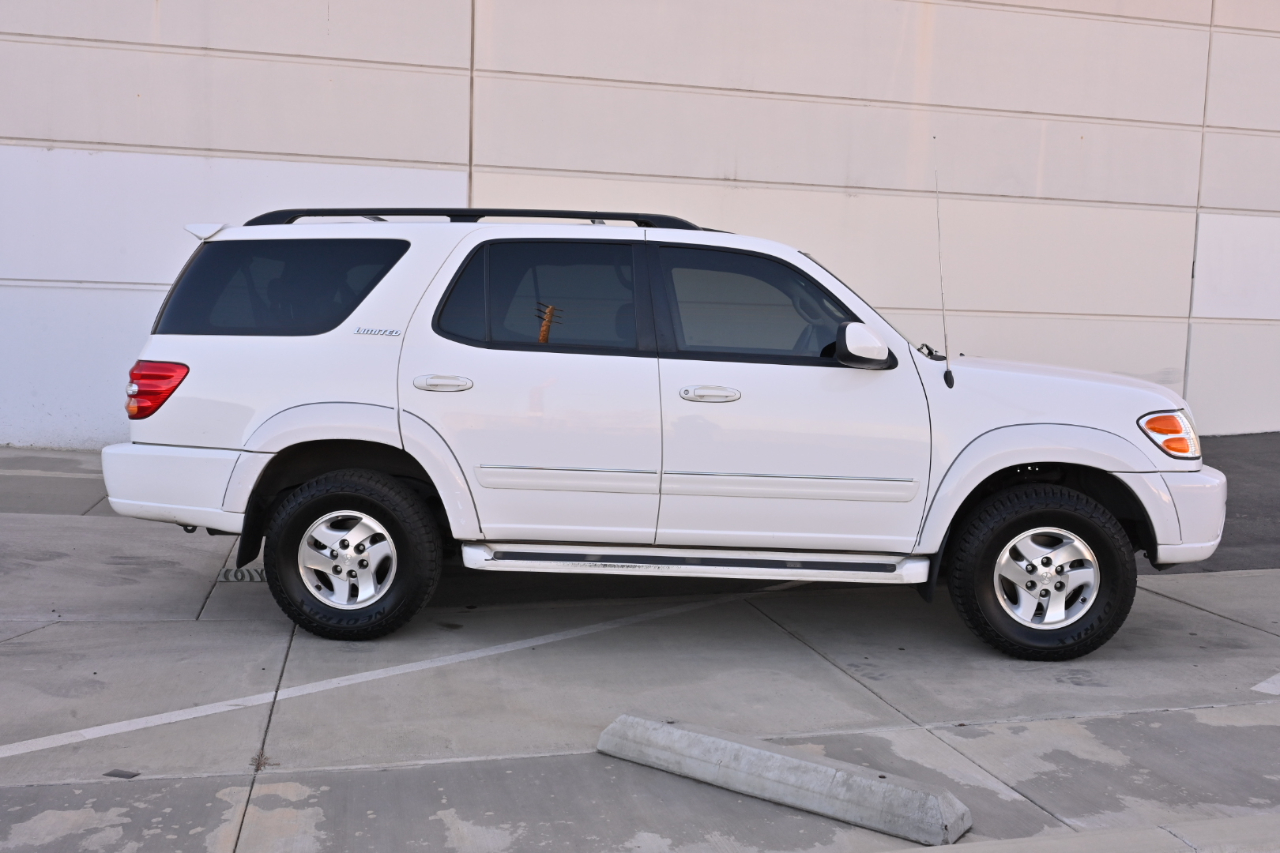 Toyota Sequoia Limited 4WD 2002