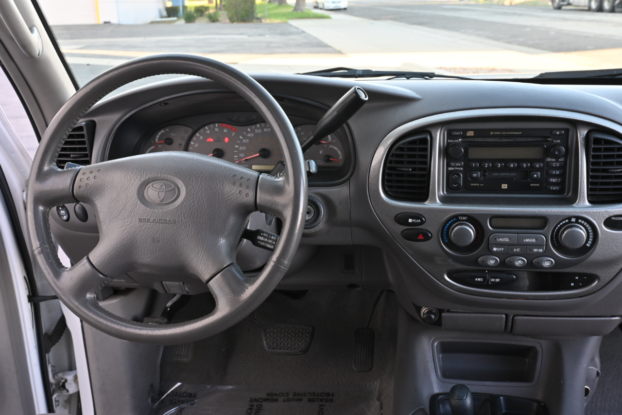 Toyota Sequoia Limited 4WD 2002