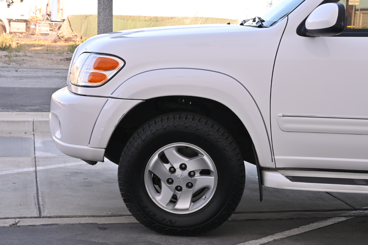 Toyota Sequoia Limited 4WD 2002