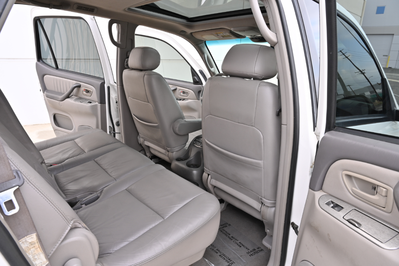 Toyota Sequoia Limited 4WD 2002
