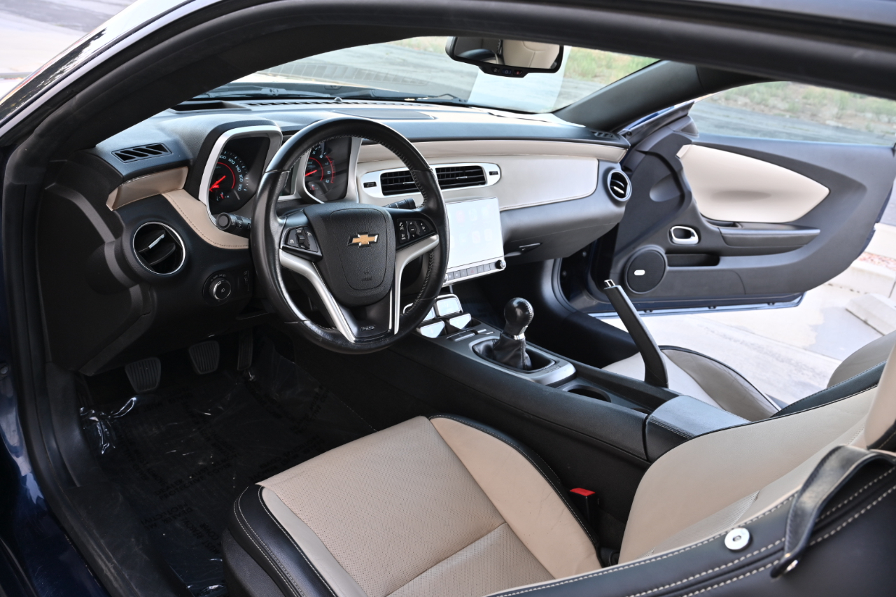 Chevrolet Camaro 2SS Coupe 2012