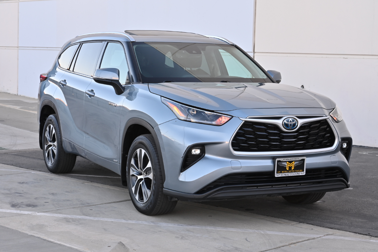 Toyota Highlander  2021