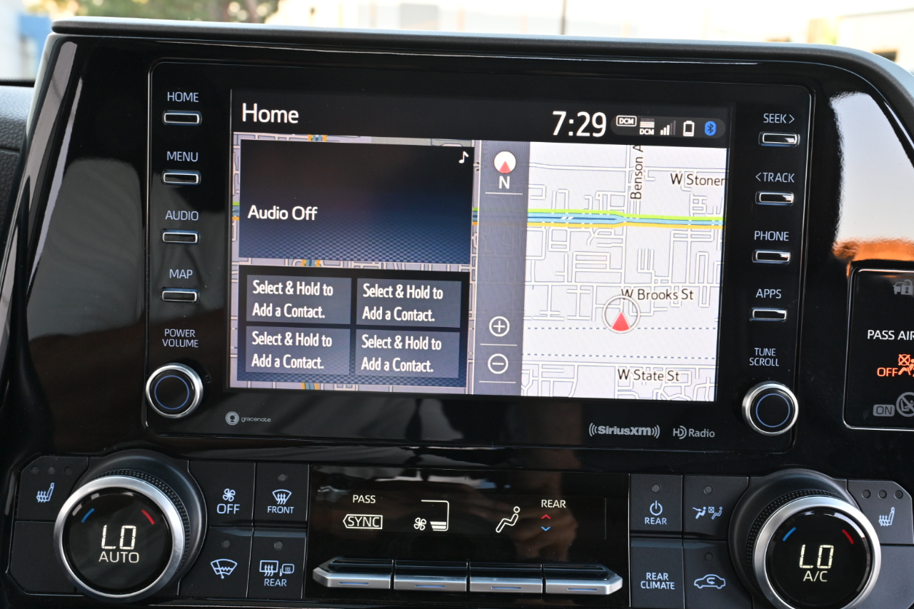 Toyota Highlander  2021