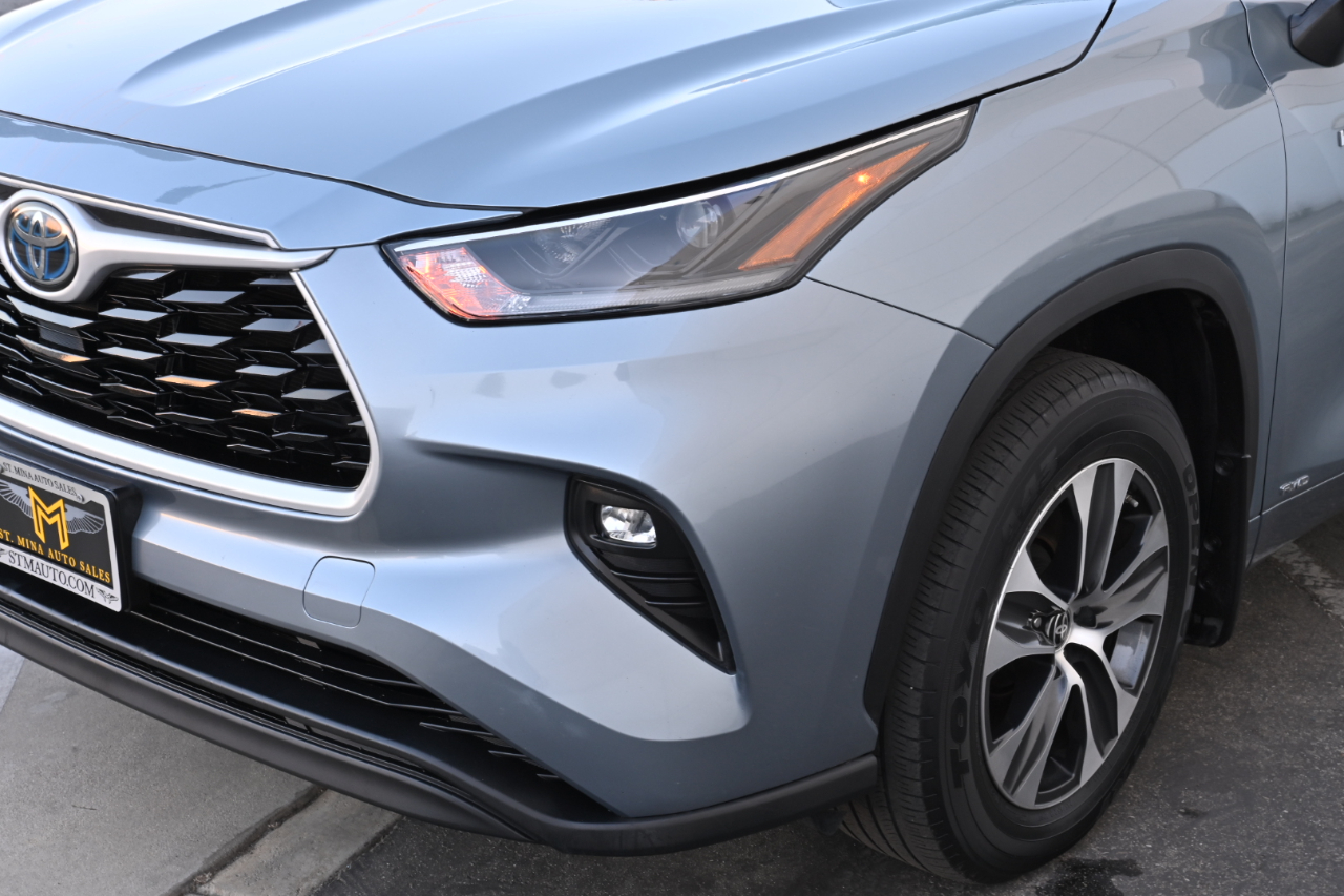 Toyota Highlander  2021