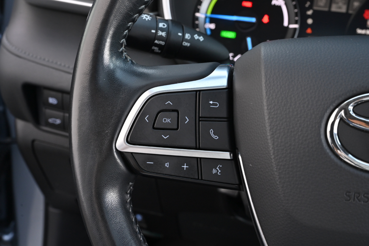 Toyota Highlander  2021