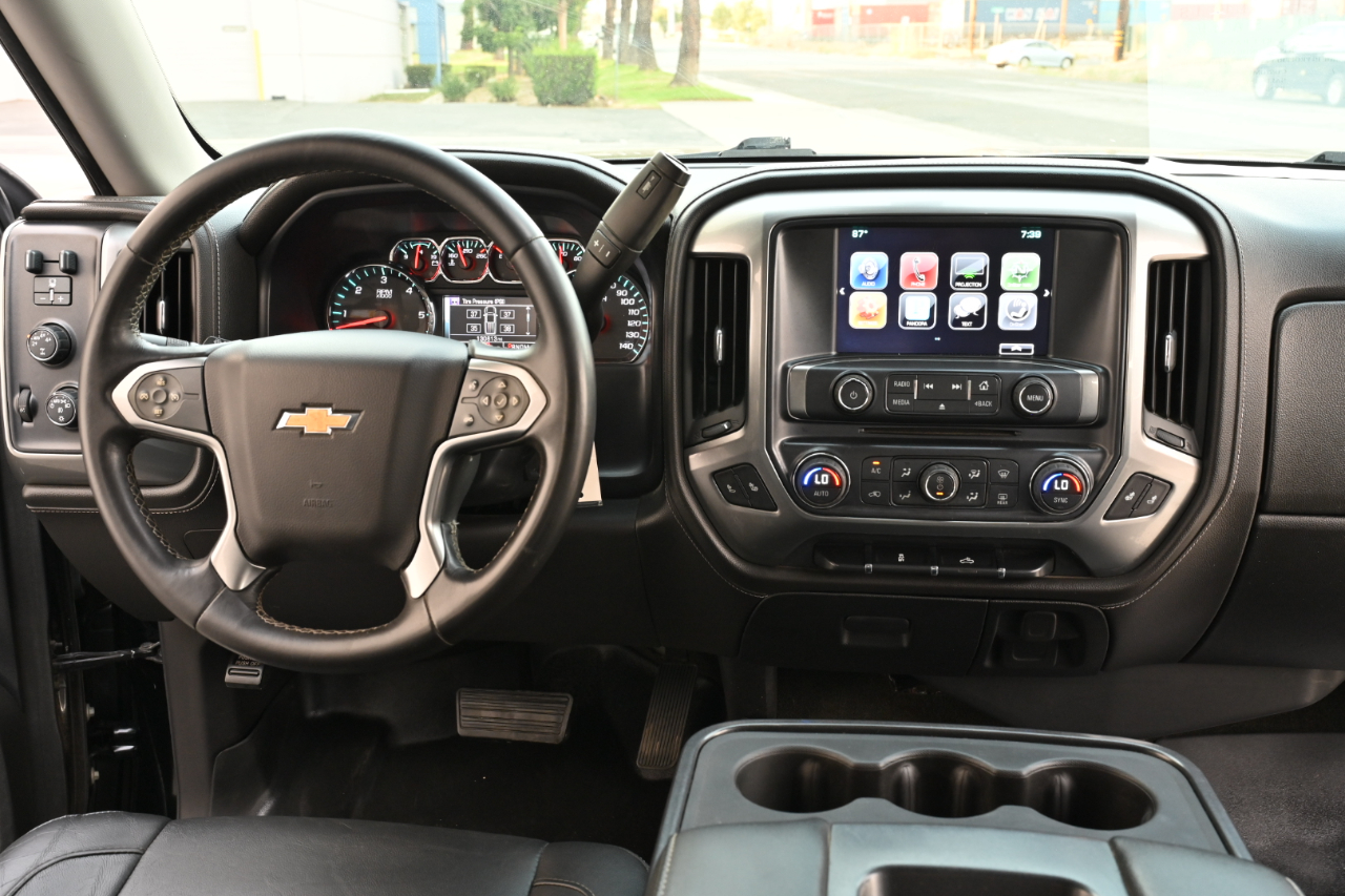 Chevrolet Silverado 1500 LTZ Crew Cab 4WD 2015