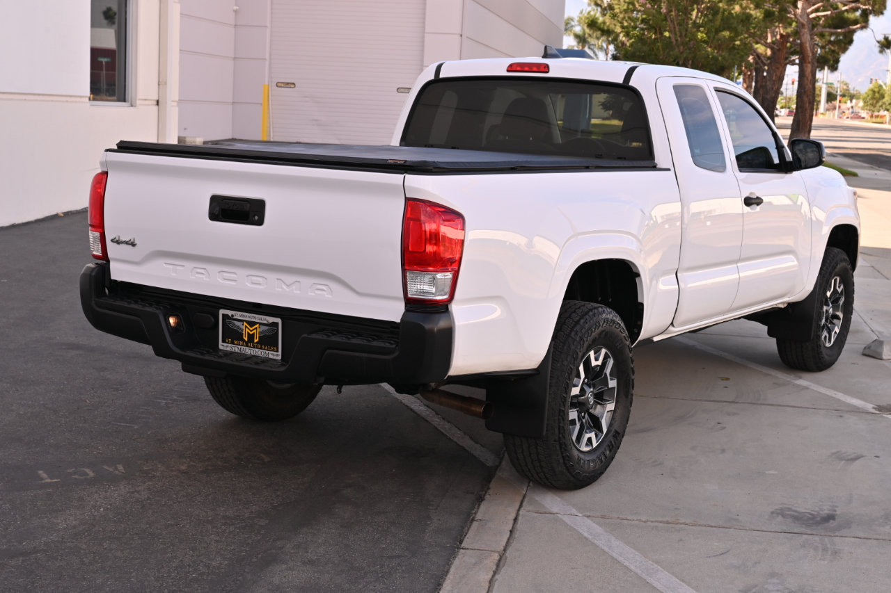 Toyota Tacoma  2017