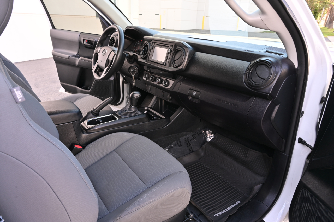 Toyota Tacoma  2017