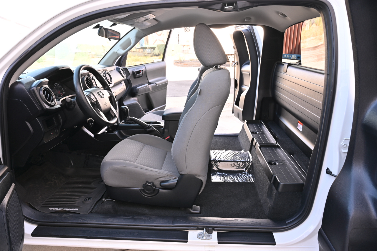Toyota Tacoma  2017