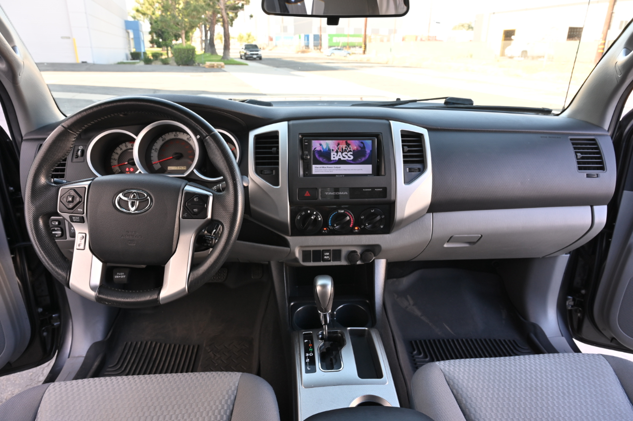 Toyota Tacoma  2015