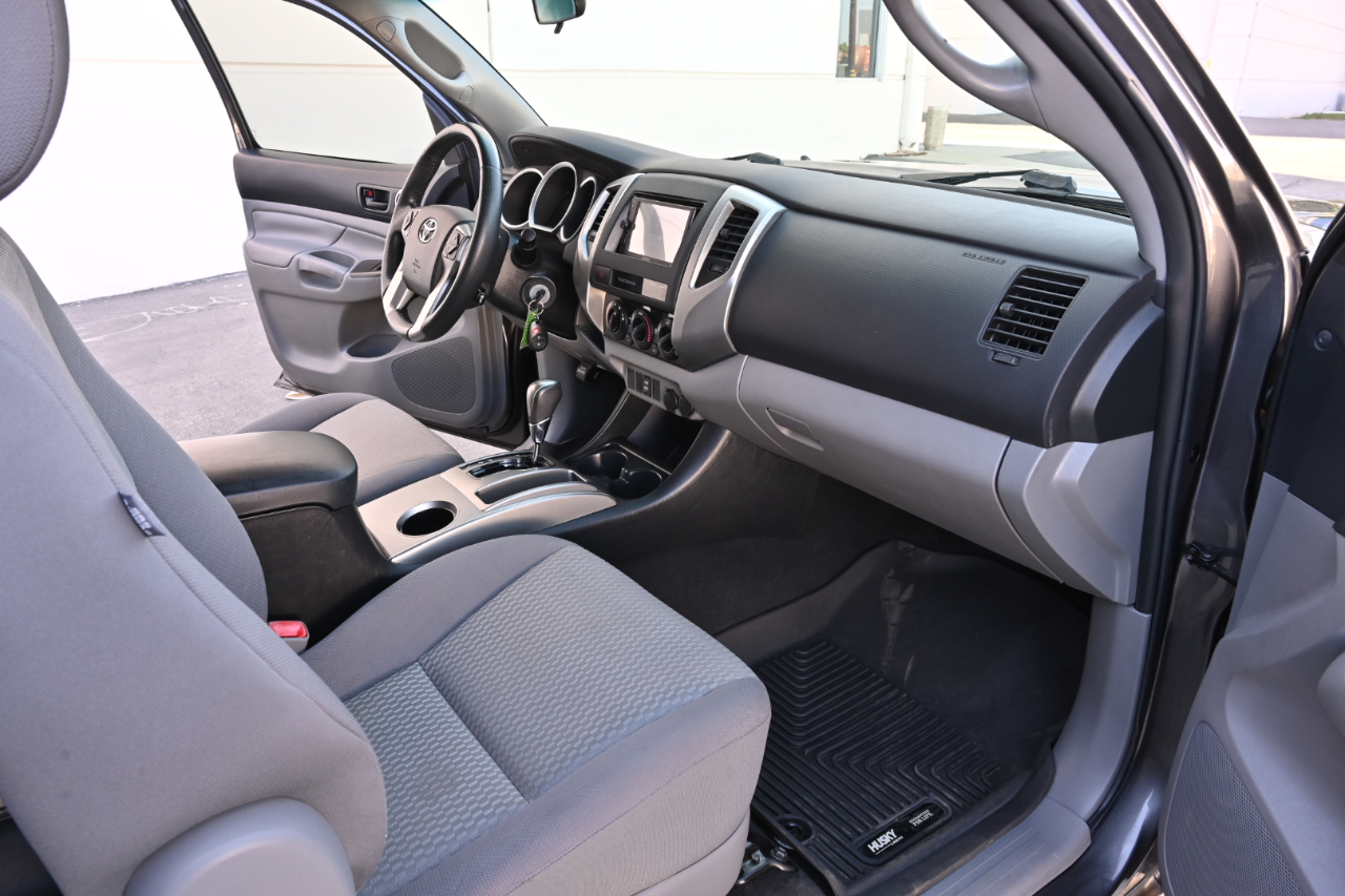 Toyota Tacoma  2015