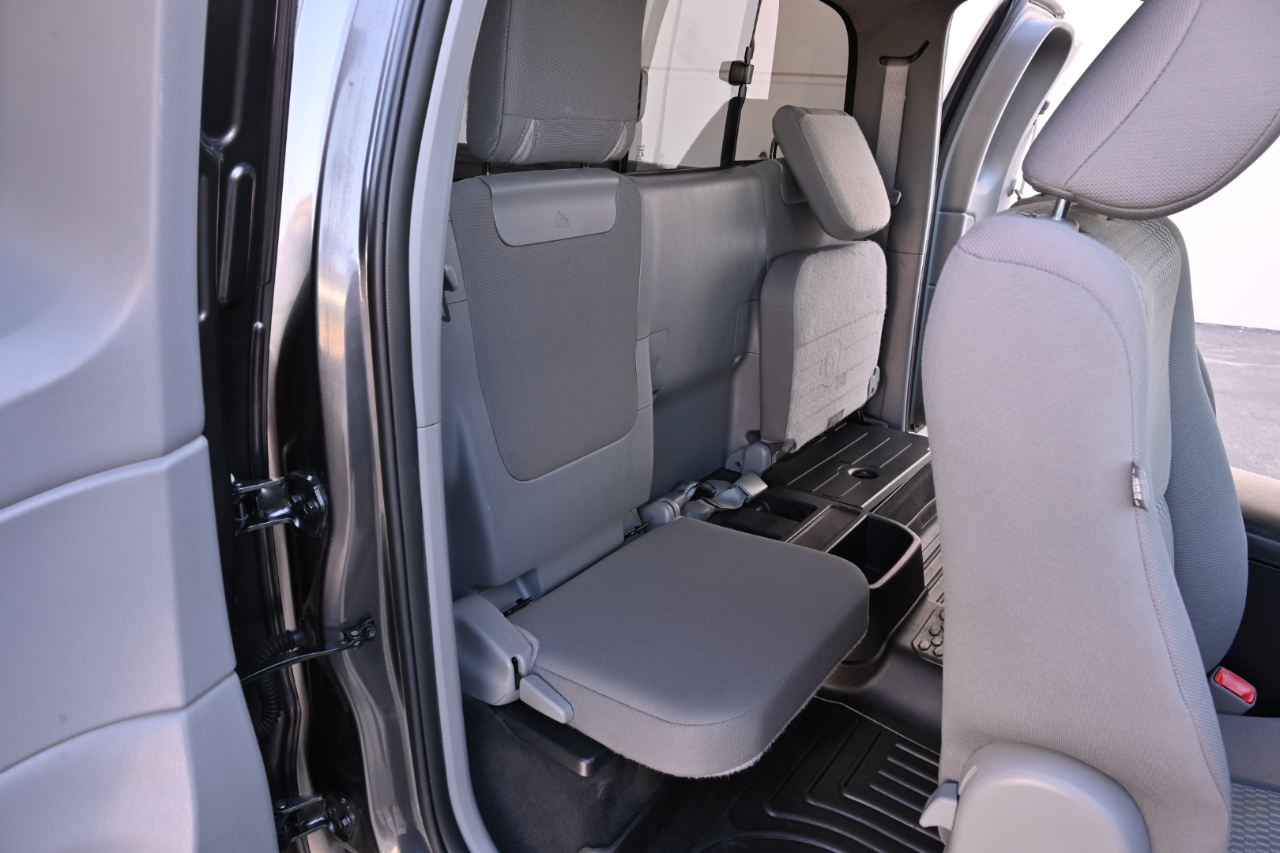 Toyota Tacoma  2015