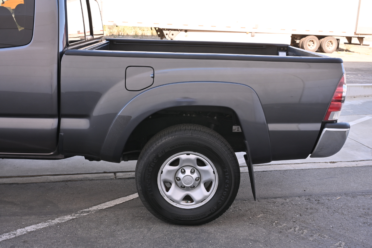 Toyota Tacoma  2015