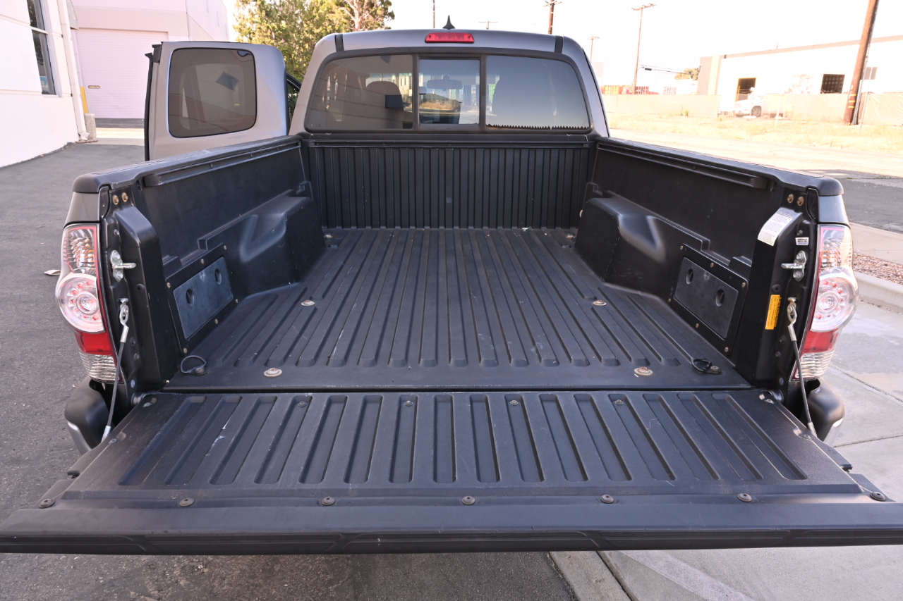 Toyota Tacoma  2015