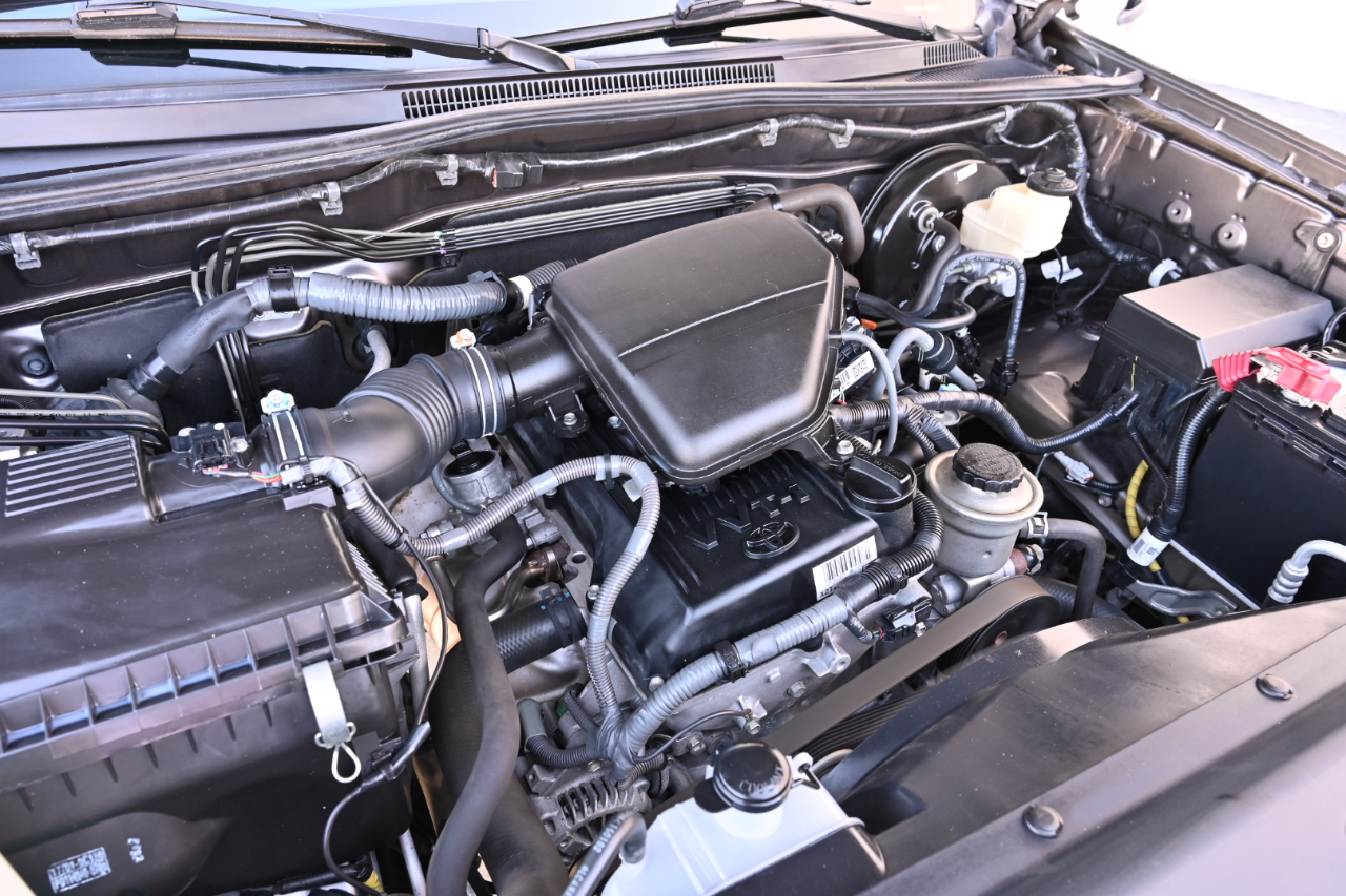 Toyota Tacoma  2015
