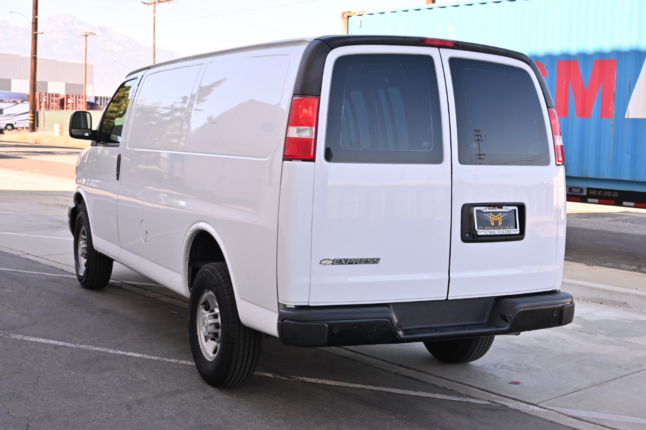 Chevrolet Express Cargo Van  2022