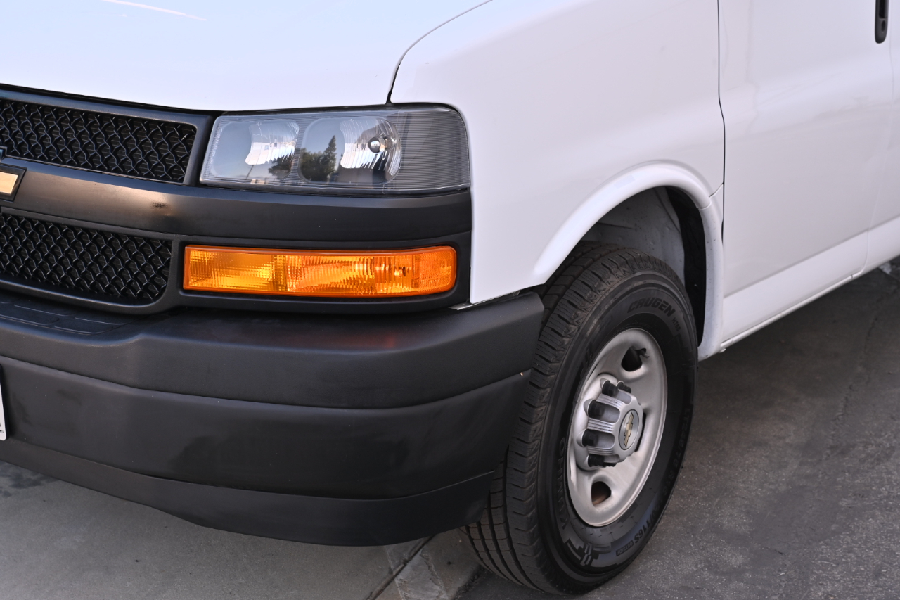 Chevrolet Express Cargo Van  2022
