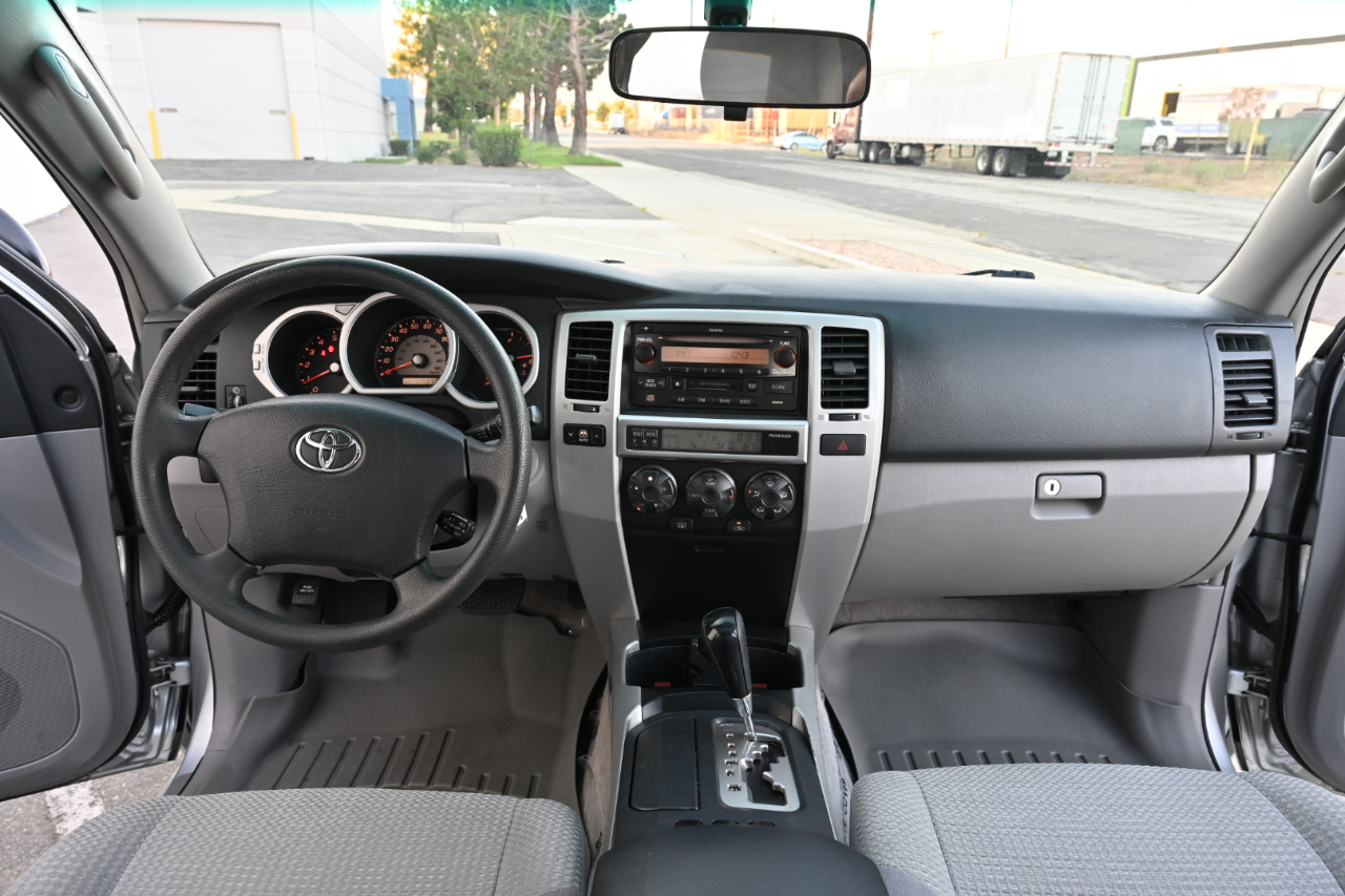 Toyota 4Runner  2004