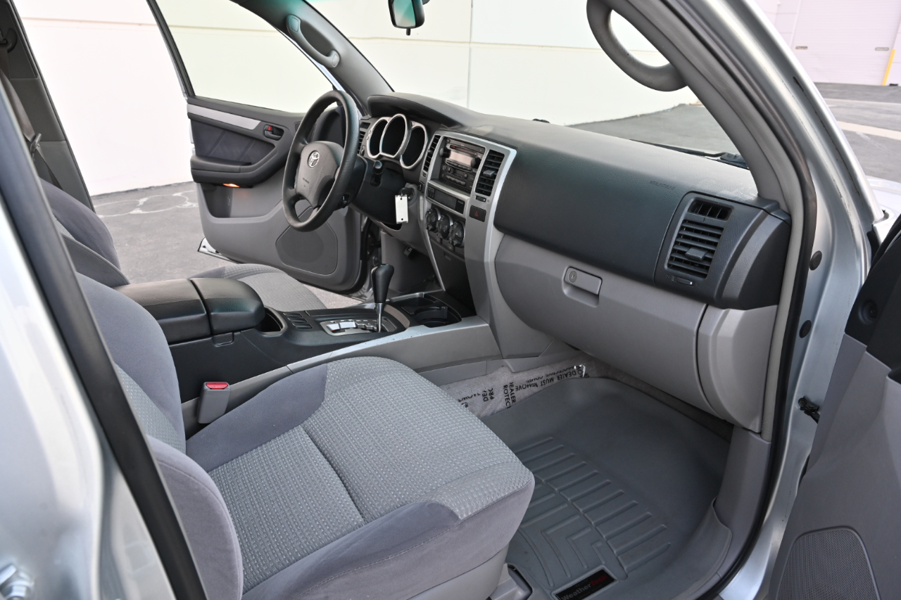 Toyota 4Runner  2004