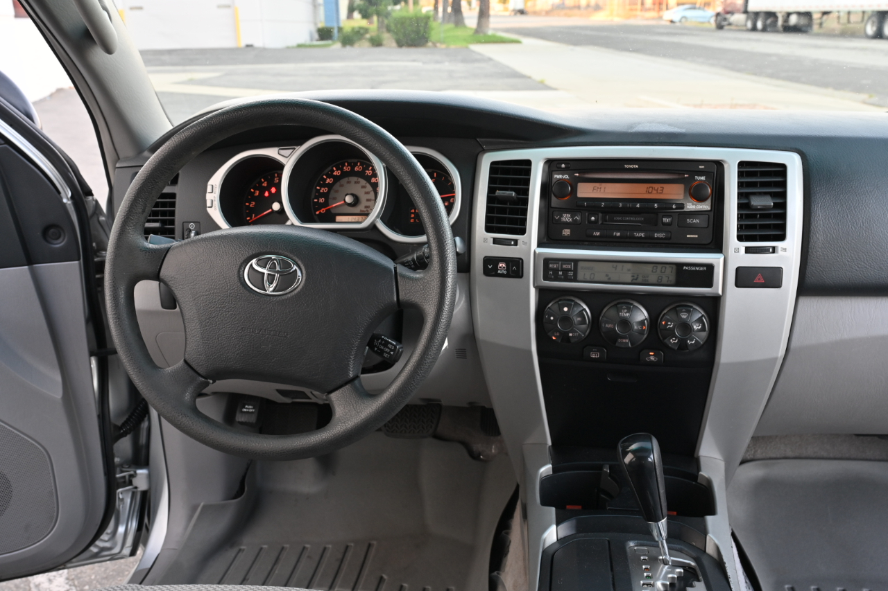 Toyota 4Runner  2004
