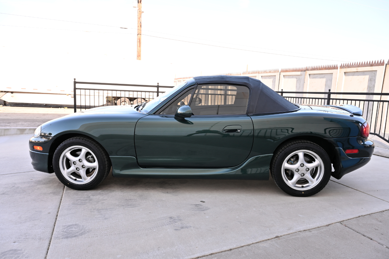Mazda MX-5 Miata  2002