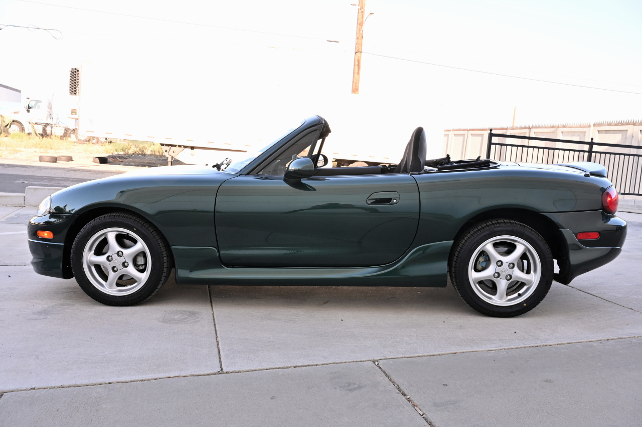 Mazda MX-5 Miata  2002