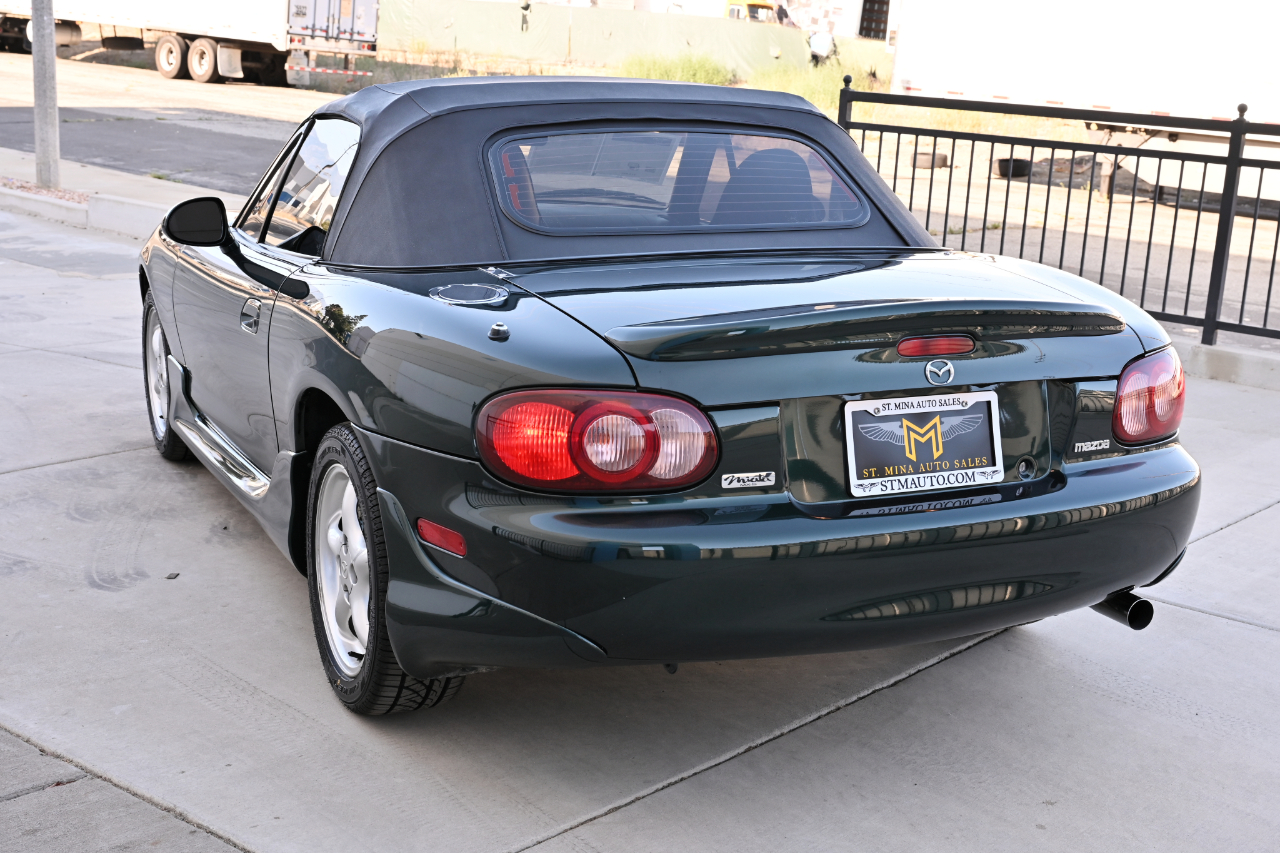 Mazda MX-5 Miata  2002