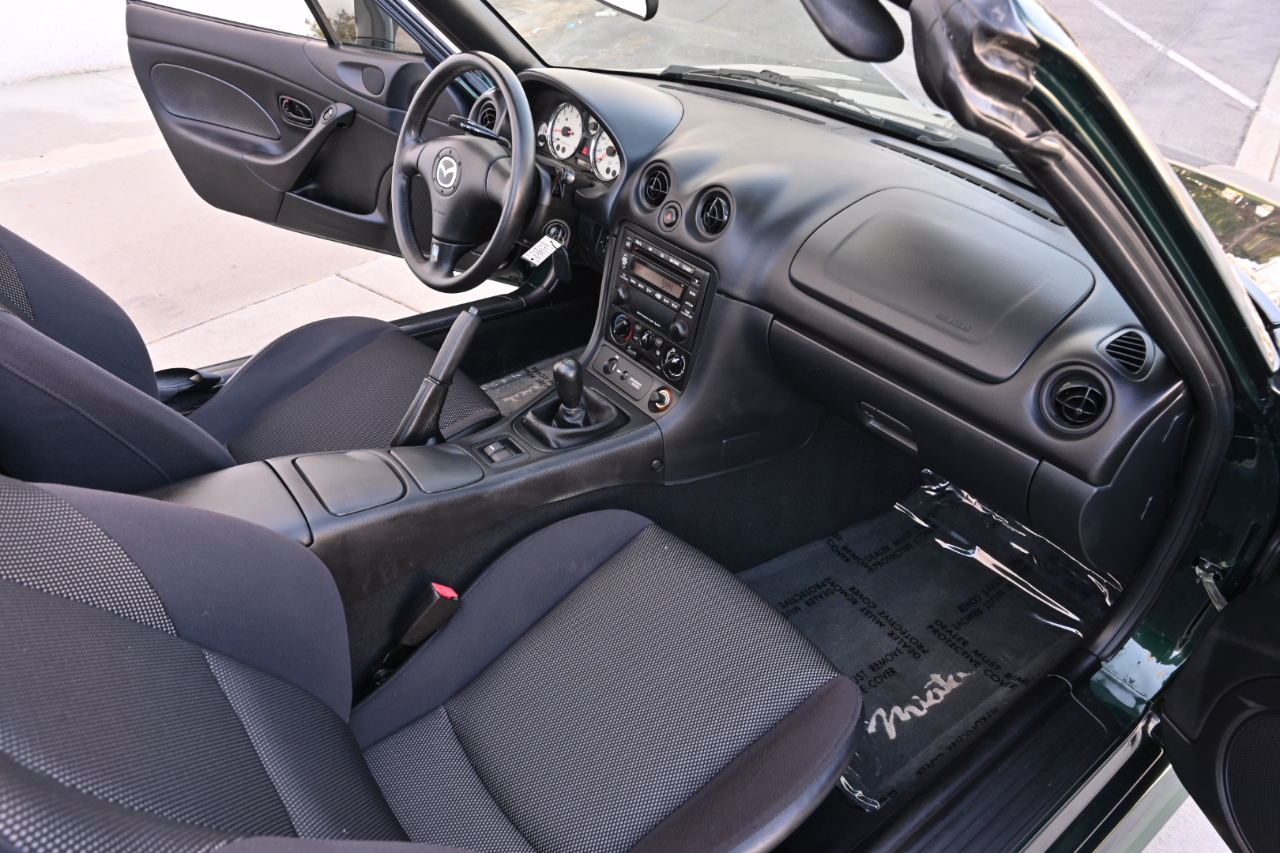Mazda MX-5 Miata  2002