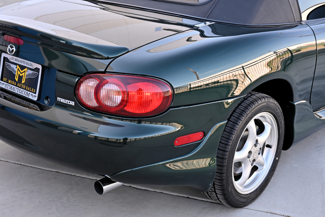 Mazda MX-5 Miata  2002