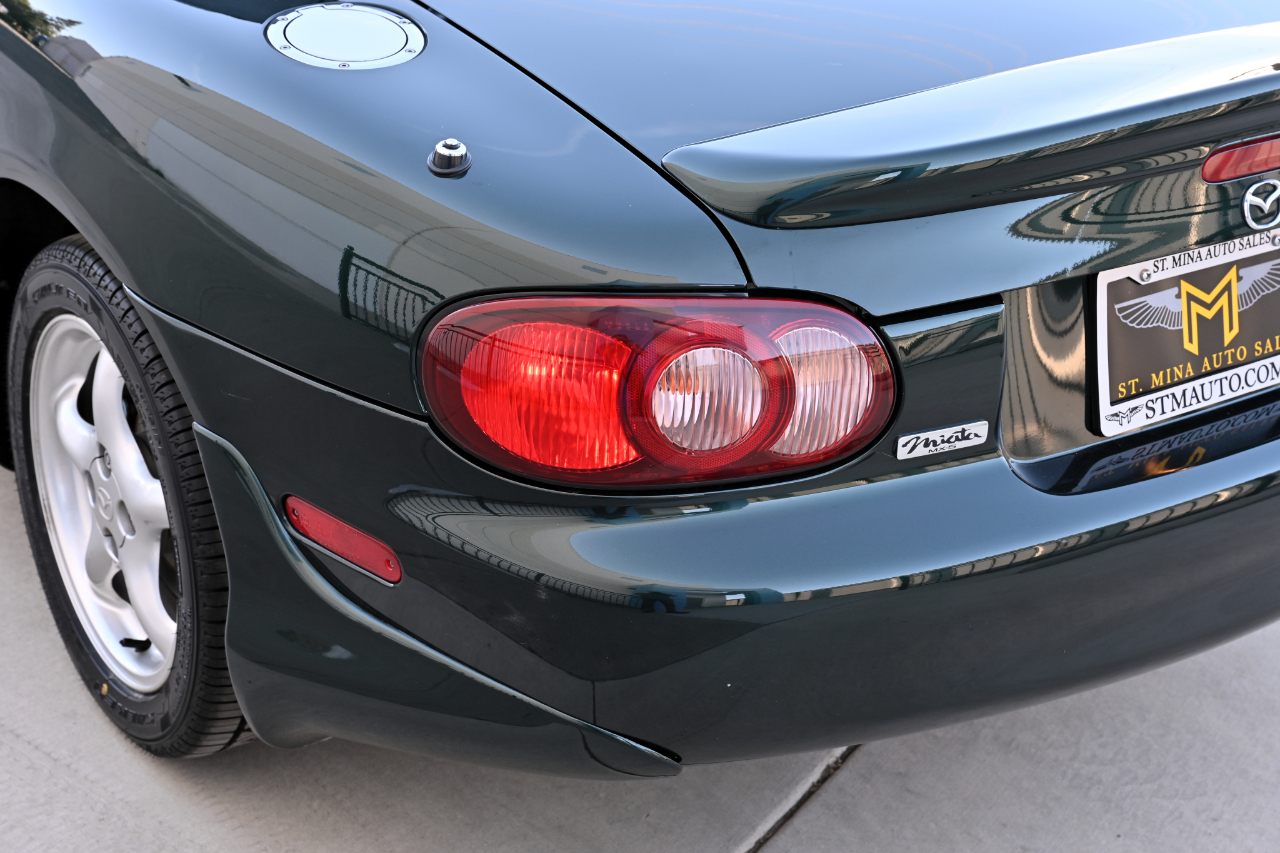 Mazda MX-5 Miata  2002