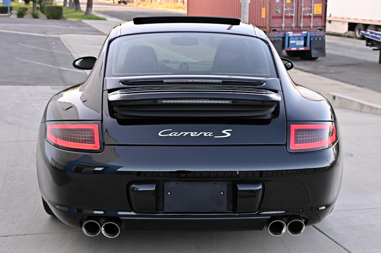 Porsche 911  2005