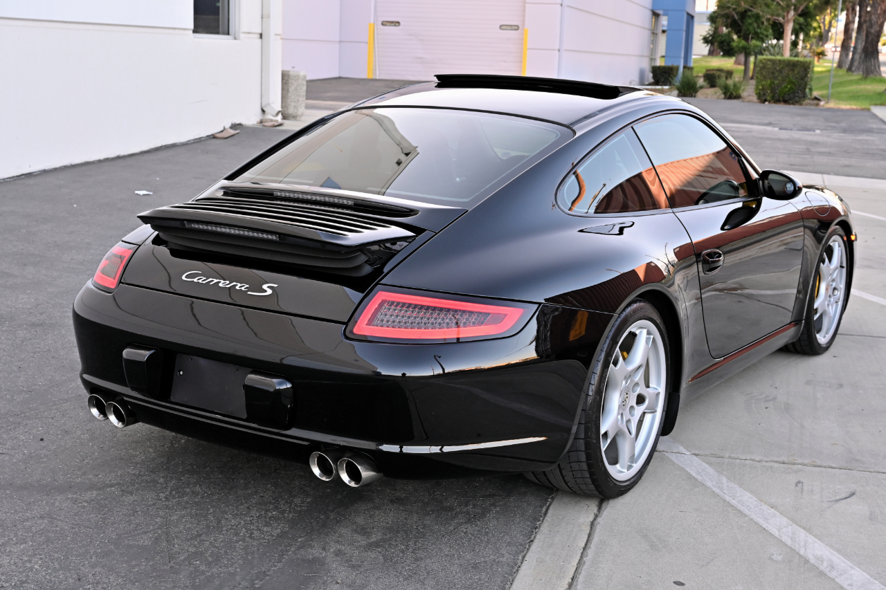 Porsche 911  2005