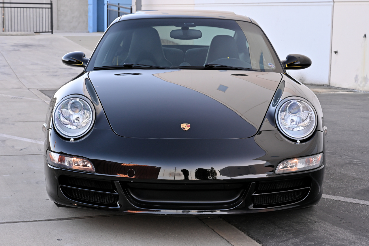 Porsche 911  2005