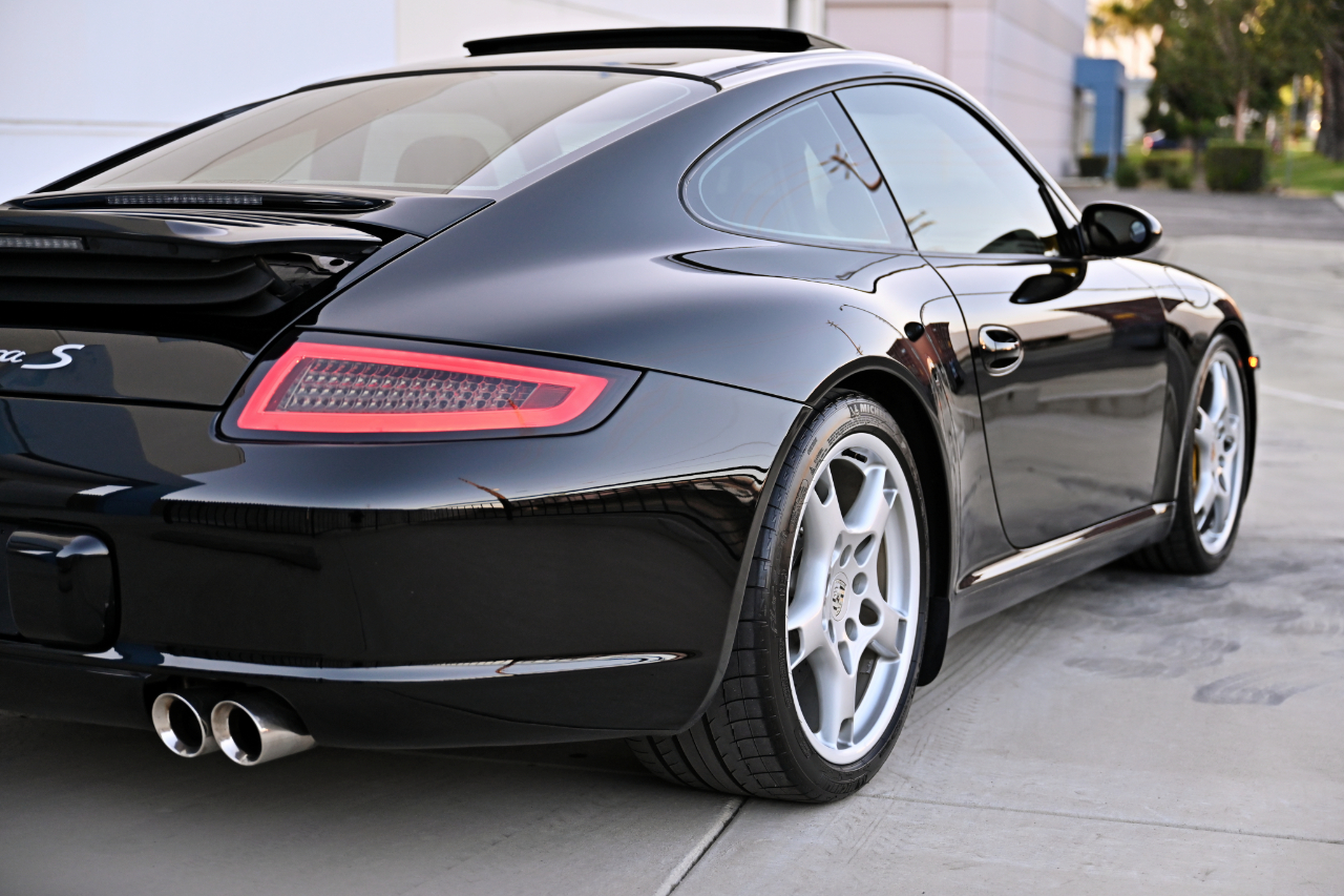 Porsche 911  2005