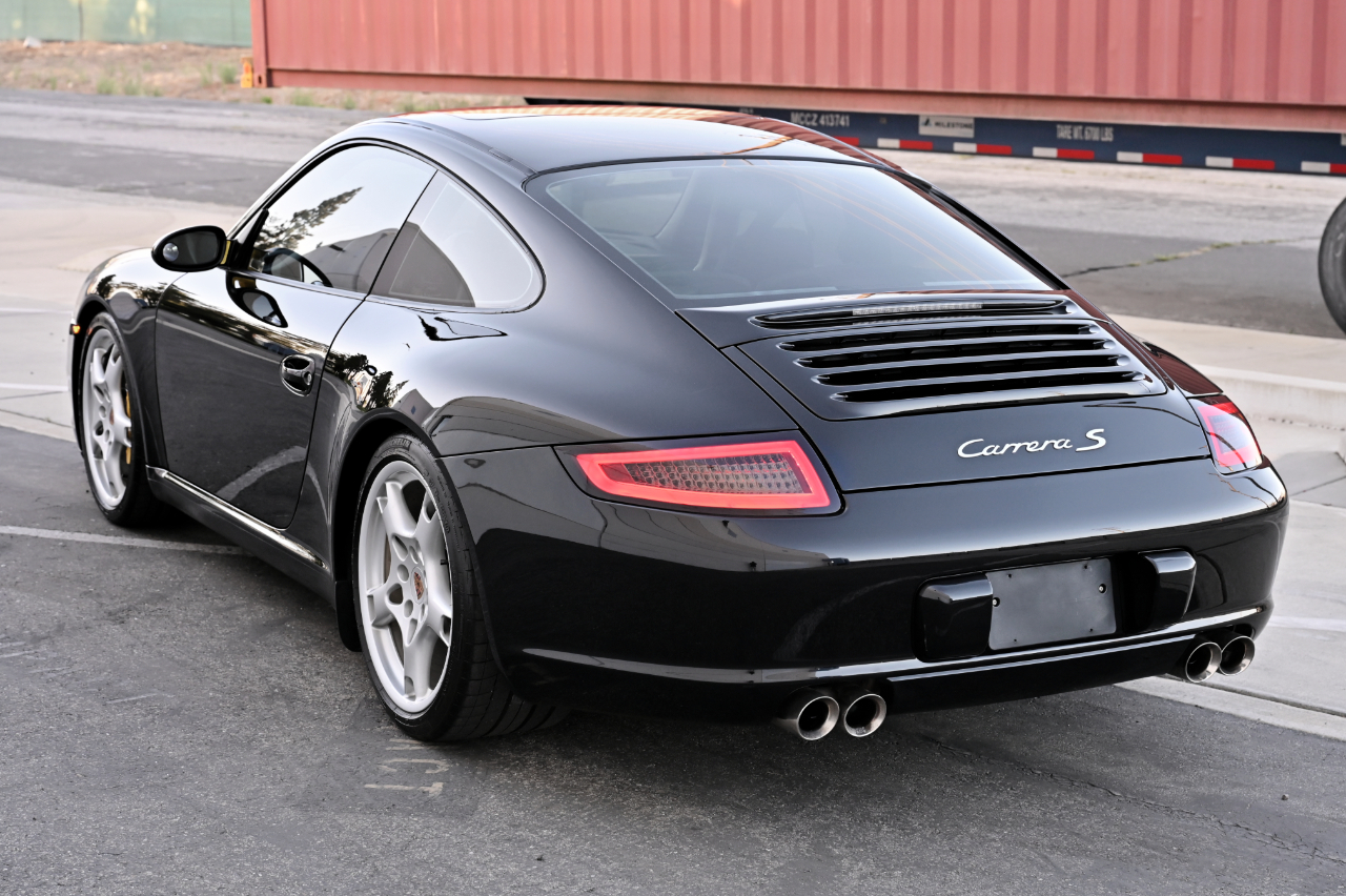Porsche 911  2005