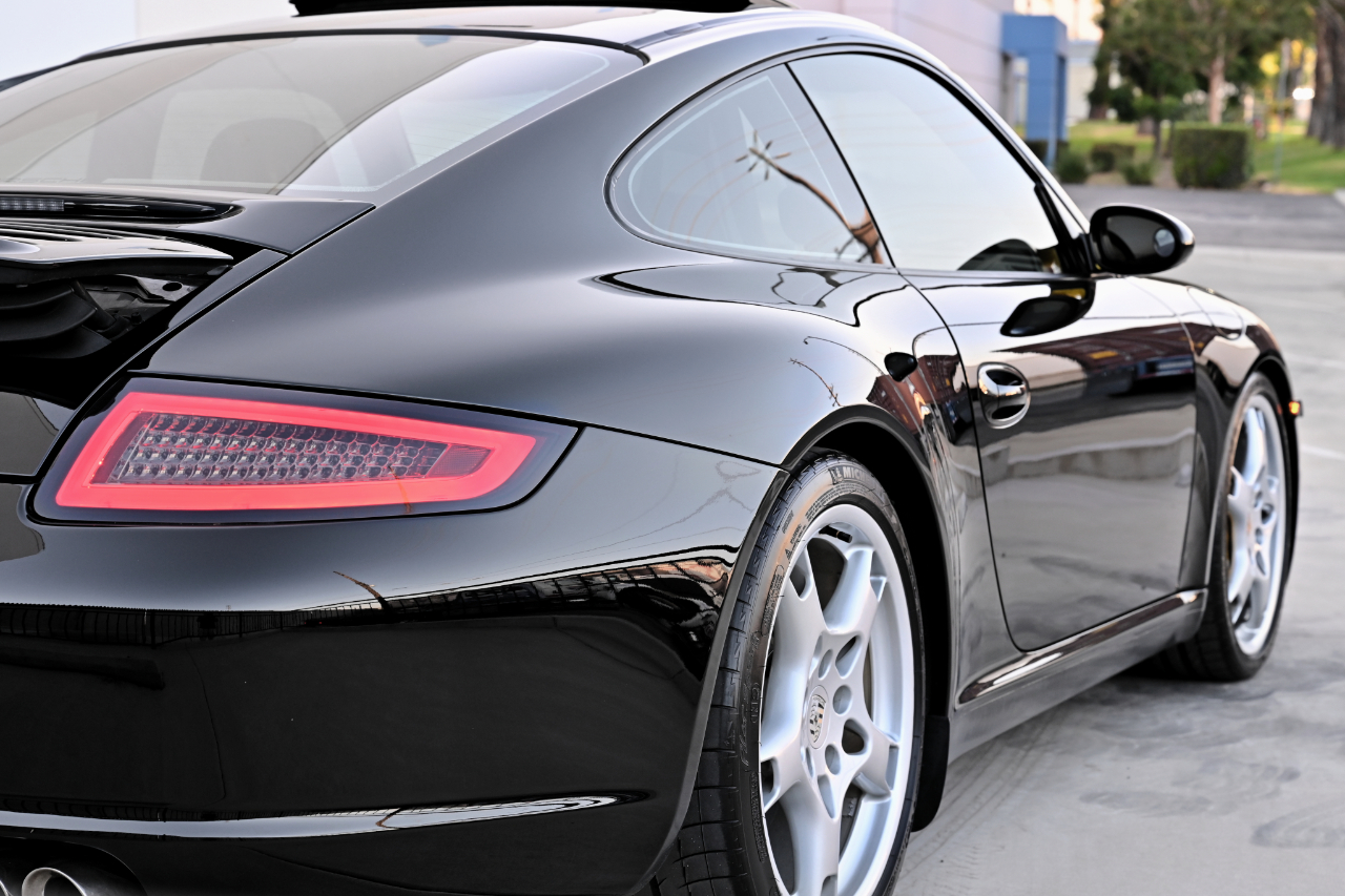 Porsche 911  2005