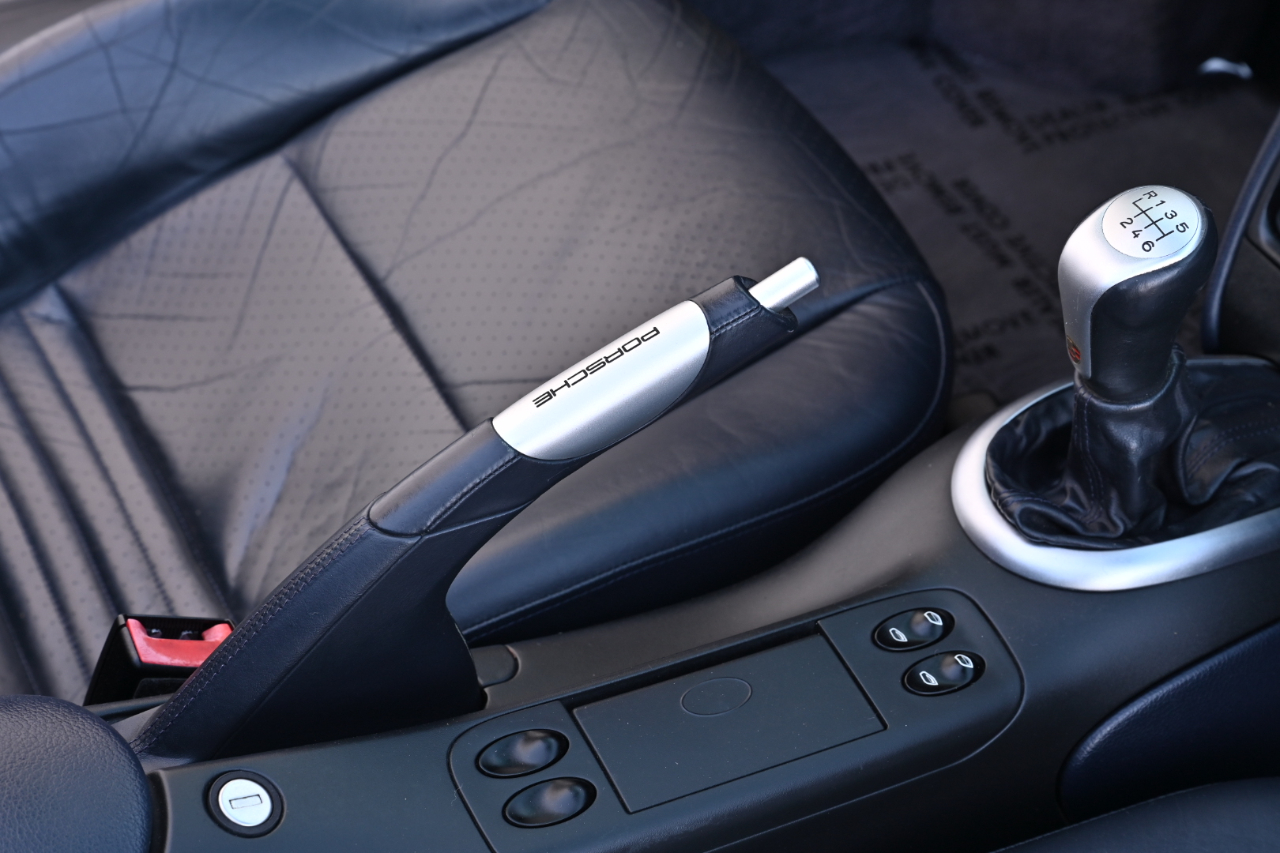 Porsche Boxster  2003