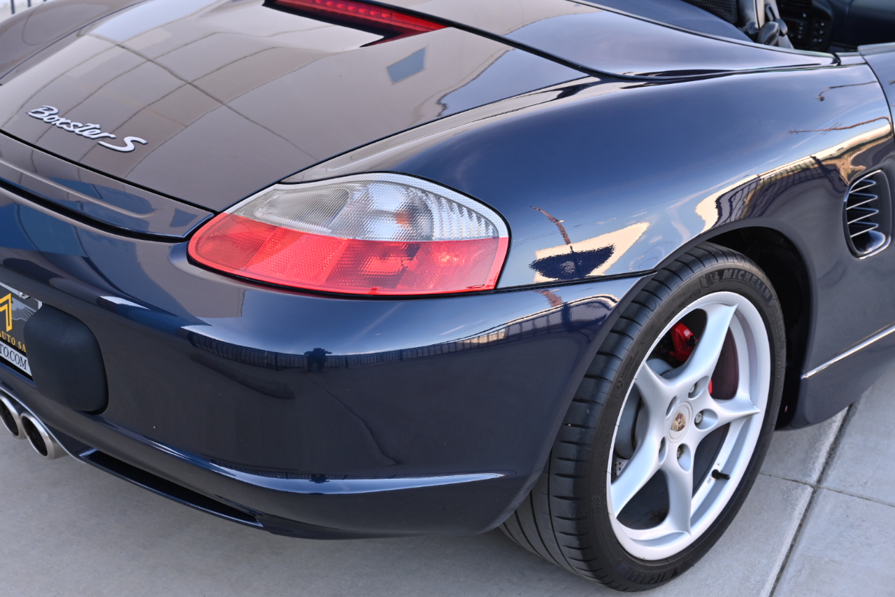 Porsche Boxster  2003