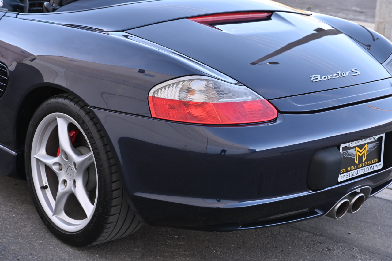 Porsche Boxster  2003