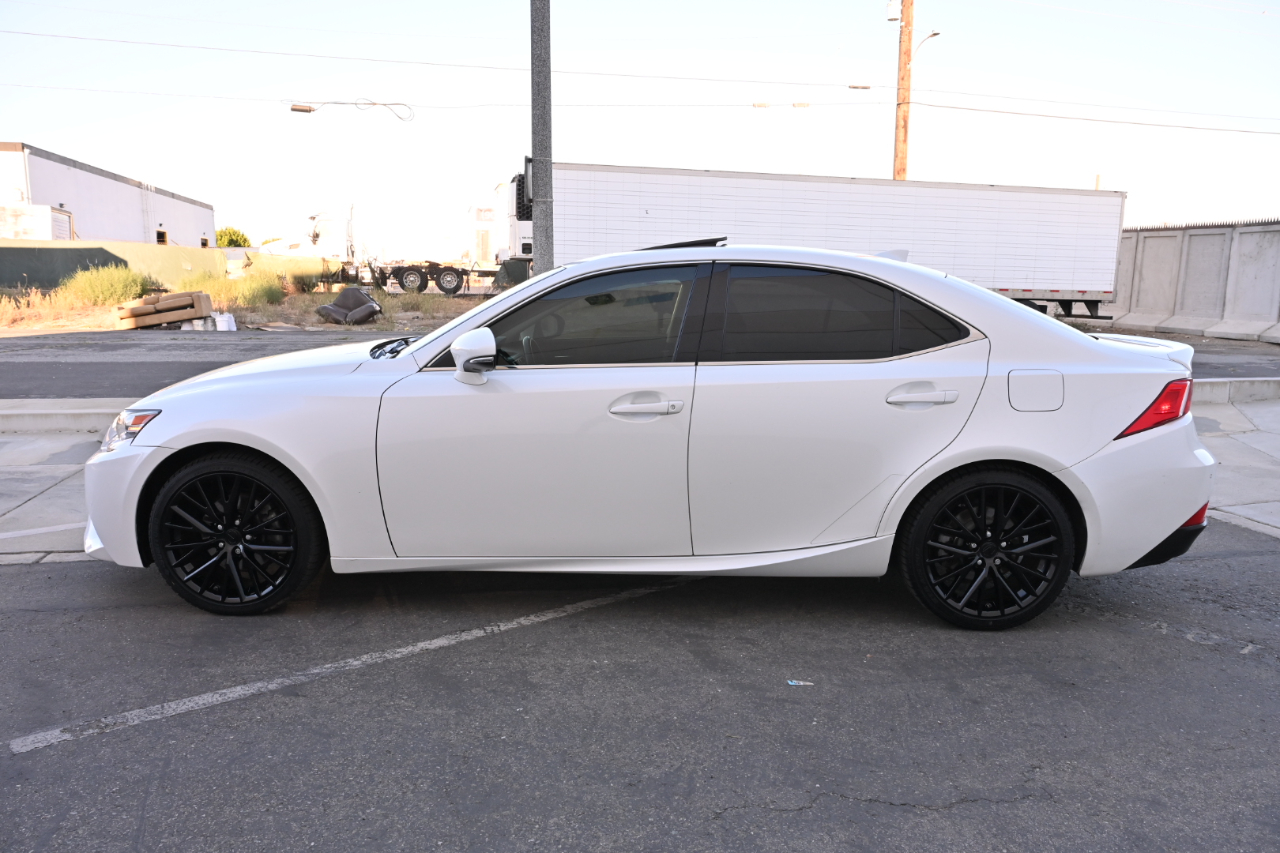Lexus IS 250  2015