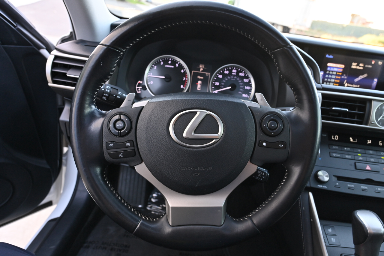 Lexus IS 250  2015