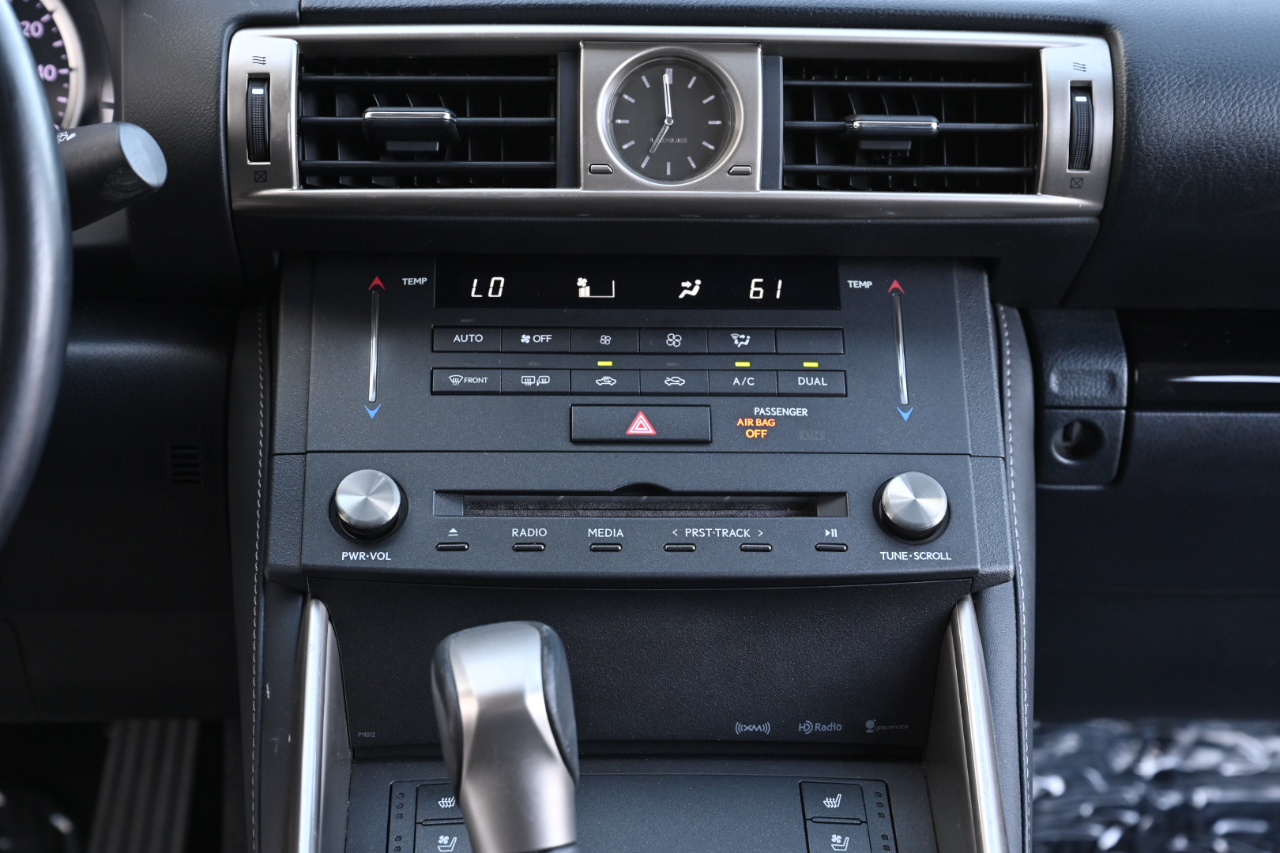Lexus IS 250  2015