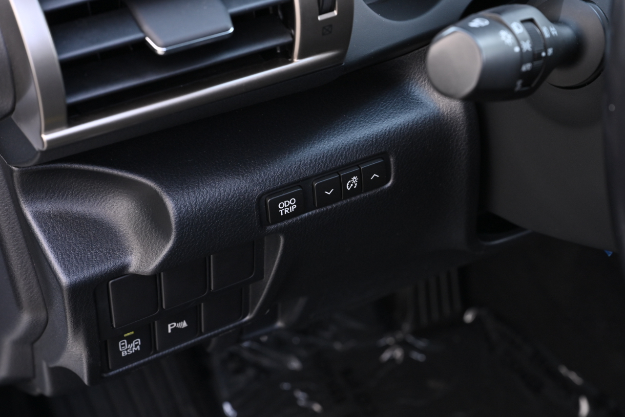 Lexus IS 250  2015