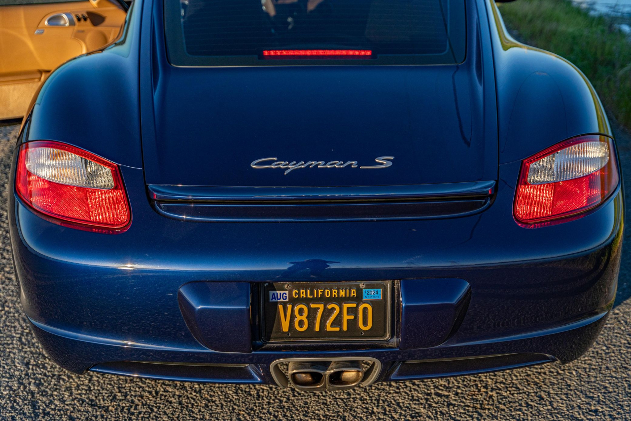 Porsche Cayman  2006