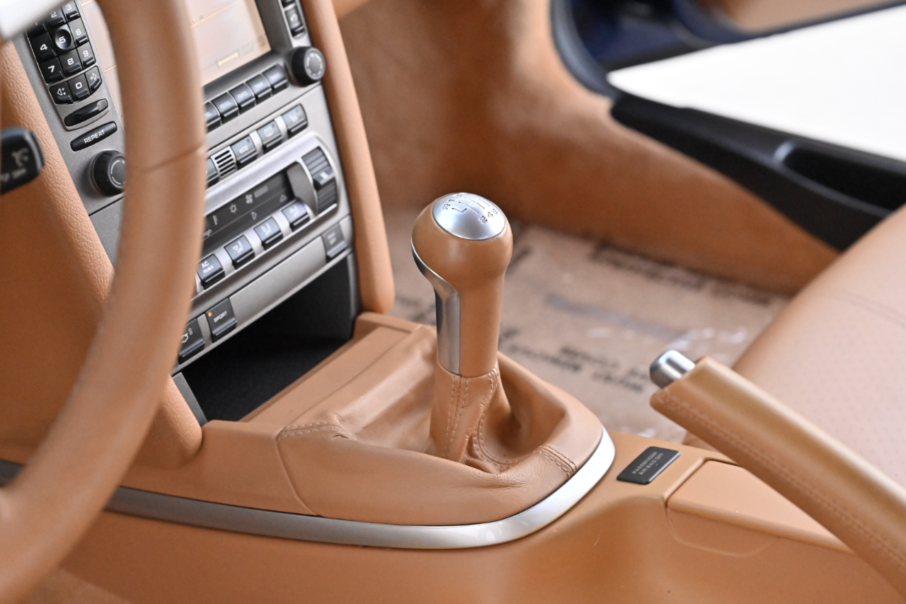 Porsche Cayman  2006