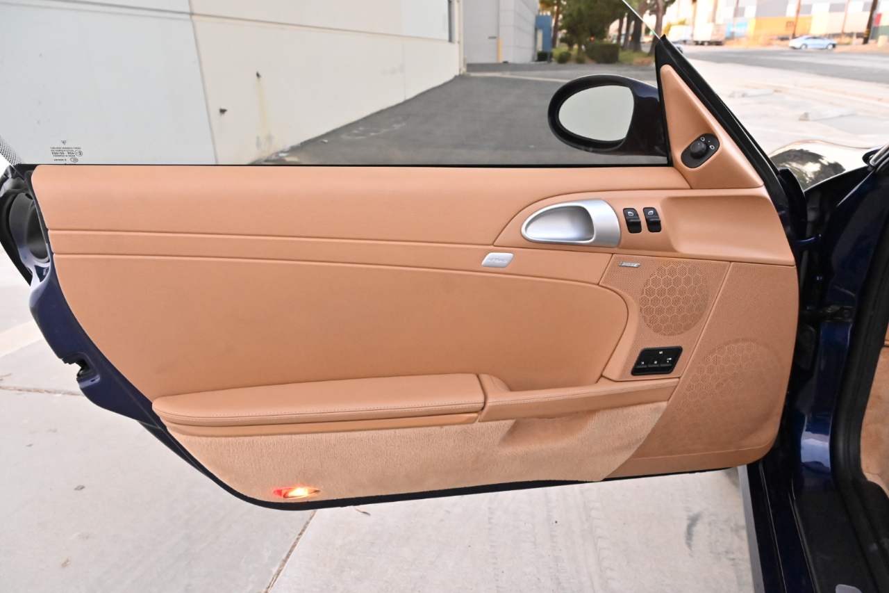 Porsche Cayman  2006