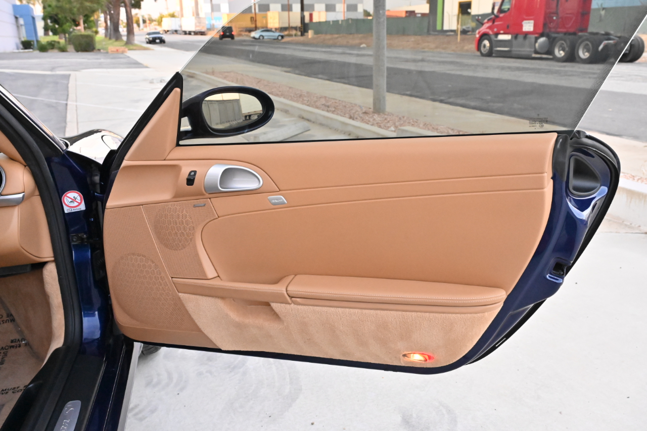 Porsche Cayman  2006